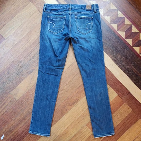 American Eagle Outfitters Medium Wash Straight Leg Jeans Size 4 - Picture 13 of 16